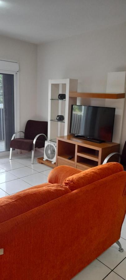 Apartamento Espacoso Com Estacionamento Incluido Foz do Iguaçu Zewnętrze zdjęcie
